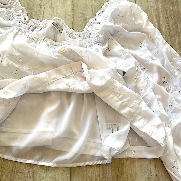 NWOT American Eagle Baloon Sleeve Lined Embroidered Babydoll Top - Picture 6 of 9